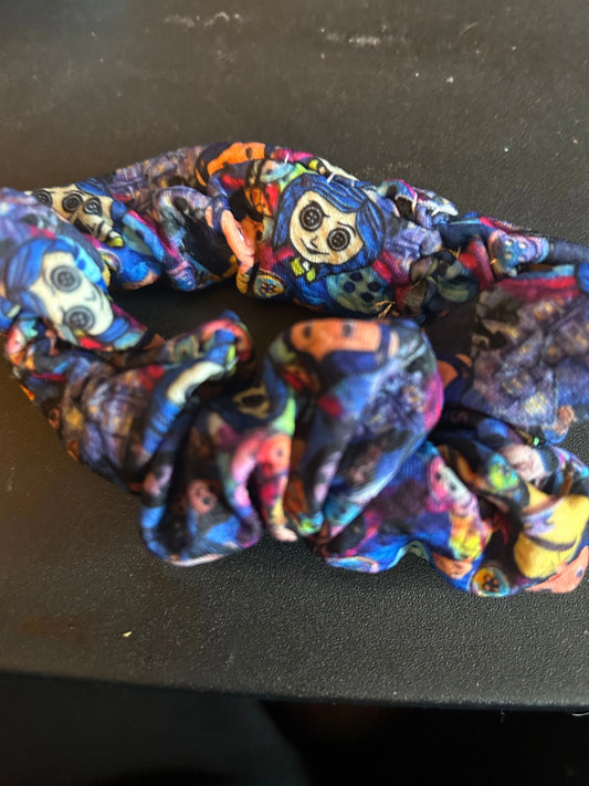 coraline XL scrunchie